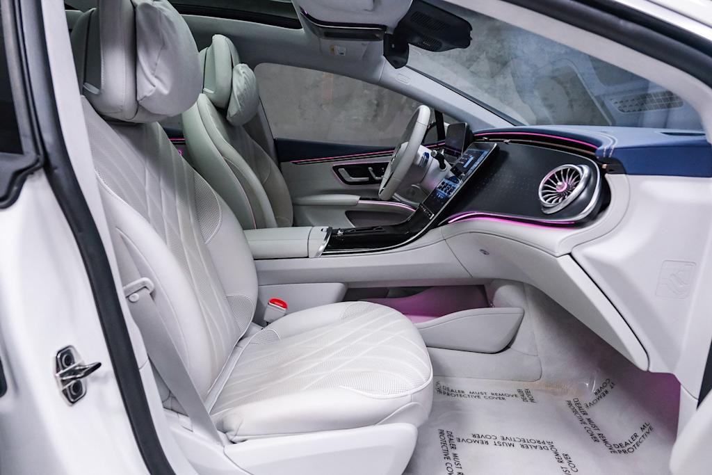 Thumbnail: 2023 Mercedes-Benz EQS - 8