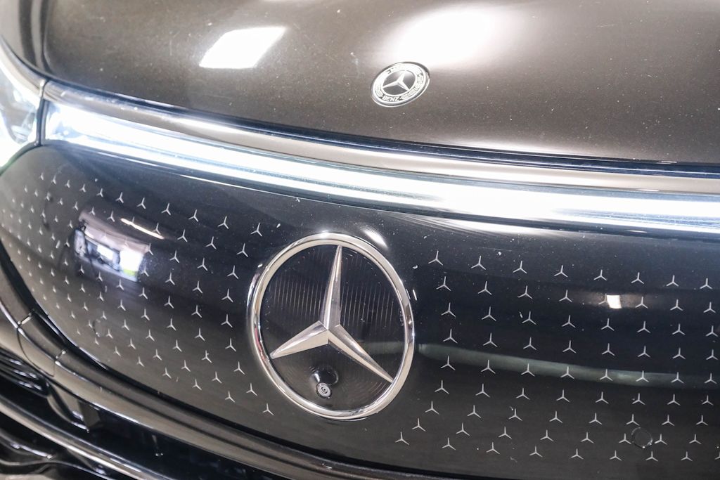 Thumbnail: 2022 Mercedes-Benz EQS - 6