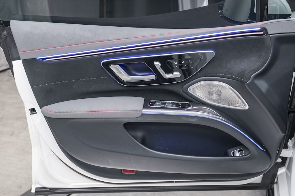 Thumbnail: 2023 Mercedes-Benz EQS - 27