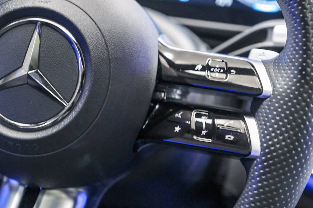 Thumbnail: 2023 Mercedes-Benz EQS - 23