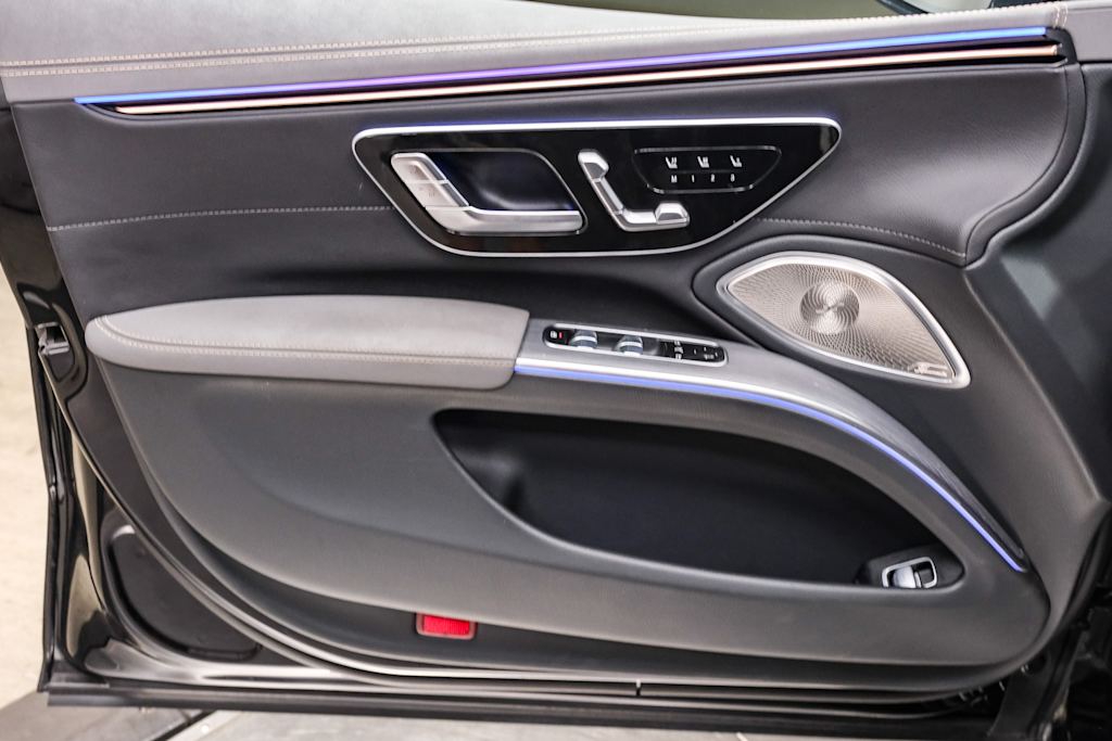 Thumbnail: 2024 Mercedes-Benz EQS - 29