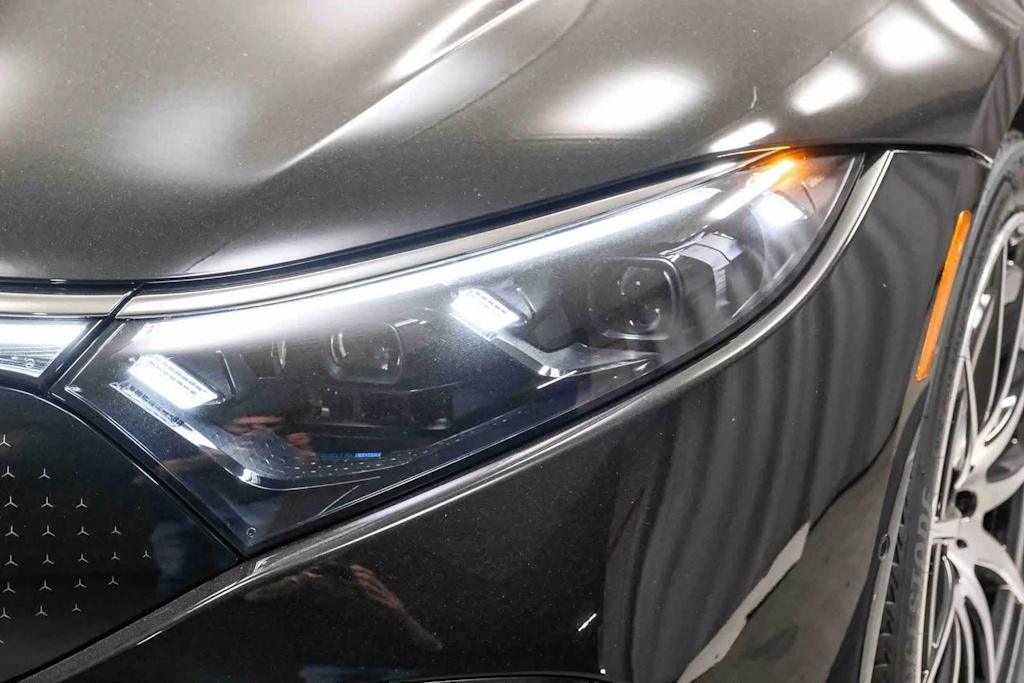 Thumbnail: 2026 Mercedes-Benz EQS - 20