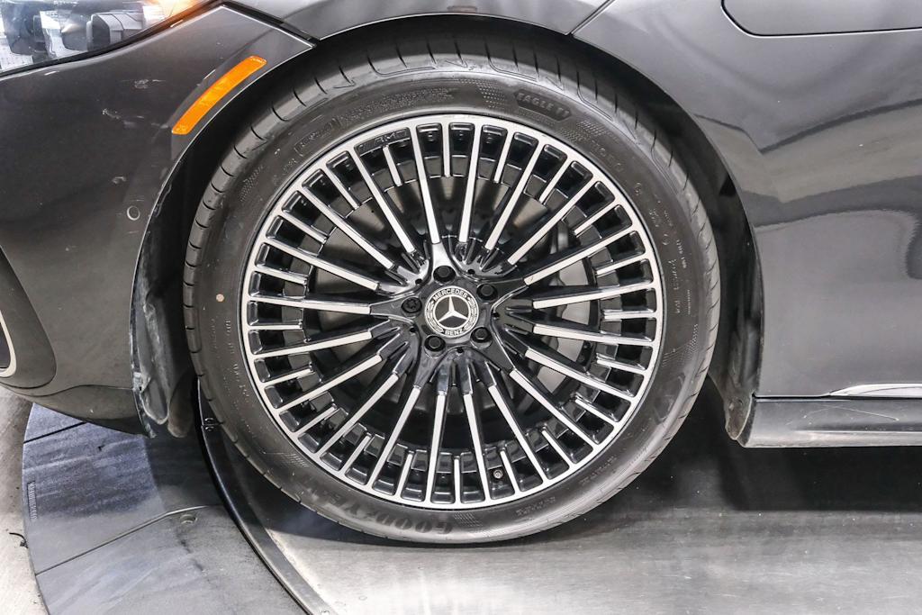 Thumbnail: 2023 Mercedes-Benz EQS - 18