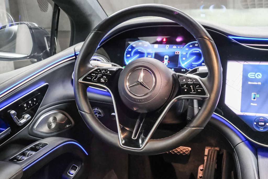 Thumbnail: 2023 Mercedes-Benz EQS - 8