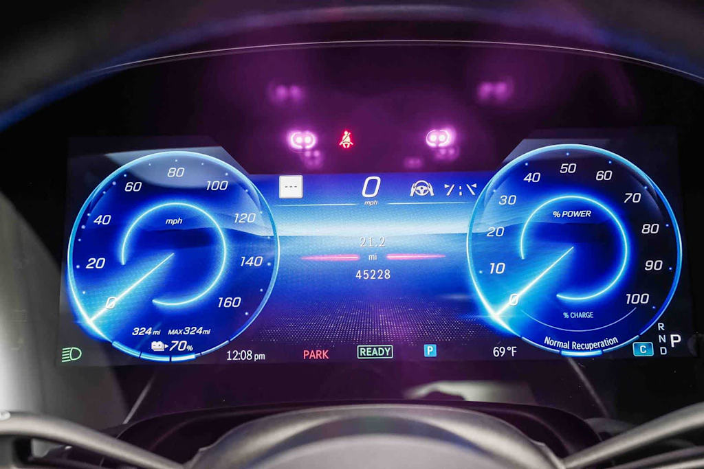 Thumbnail: 2023 Mercedes-Benz EQS - 26