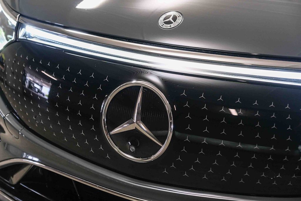Thumbnail: 2024 Mercedes-Benz EQS - 6