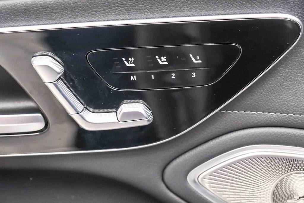 Thumbnail: 2024 Mercedes-Benz EQS - 27