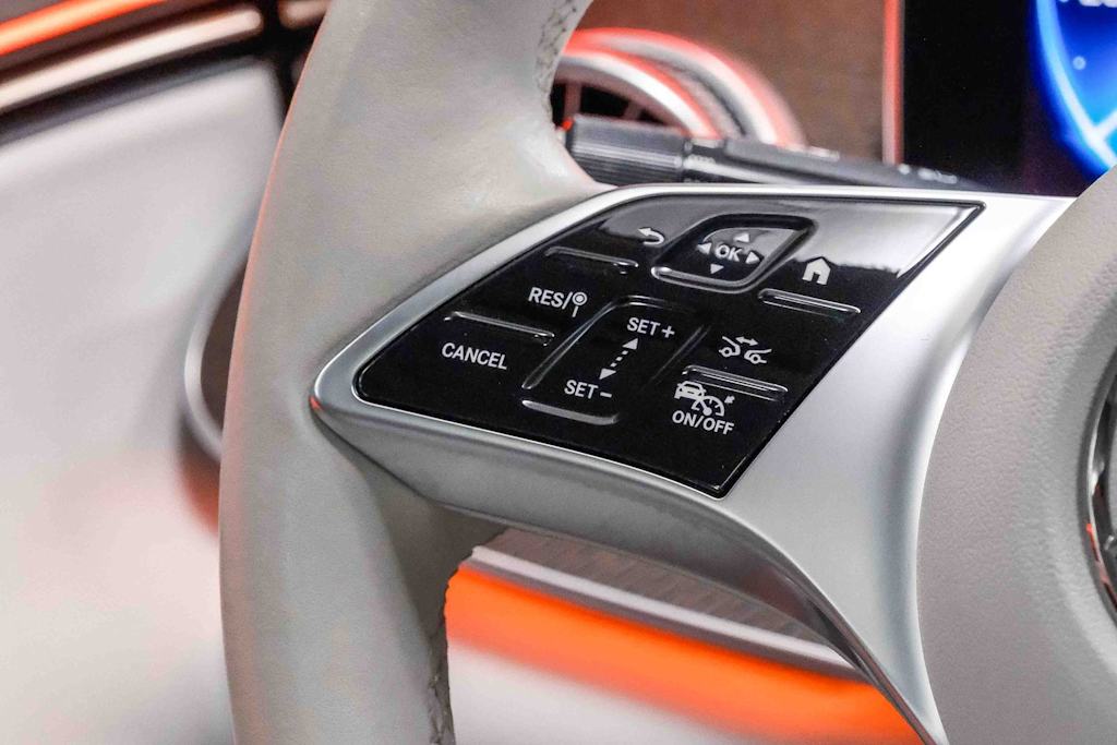 Thumbnail: 2023 Mercedes-Benz EQE - 25
