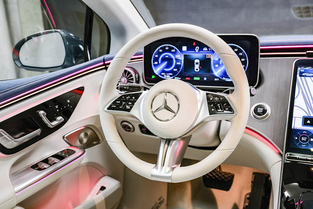 Thumbnail: 2023 Mercedes-Benz EQE - 9