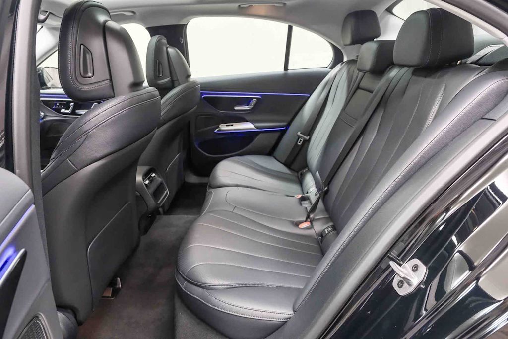 Thumbnail: 2026 Mercedes-Benz E-Class - 10