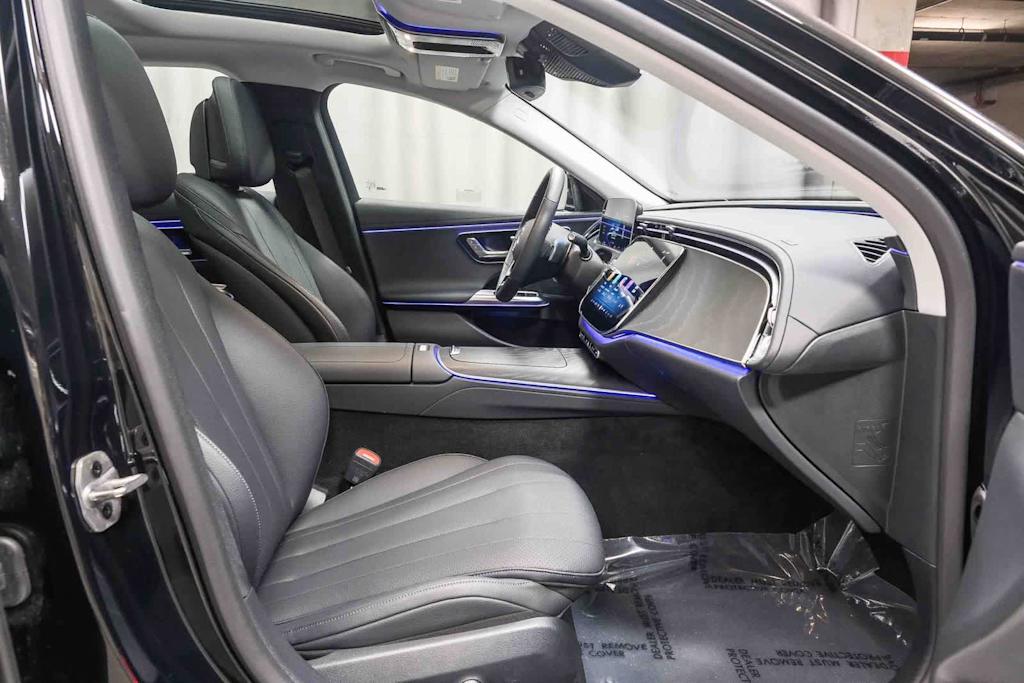 Thumbnail: 2026 Mercedes-Benz E-Class - 8