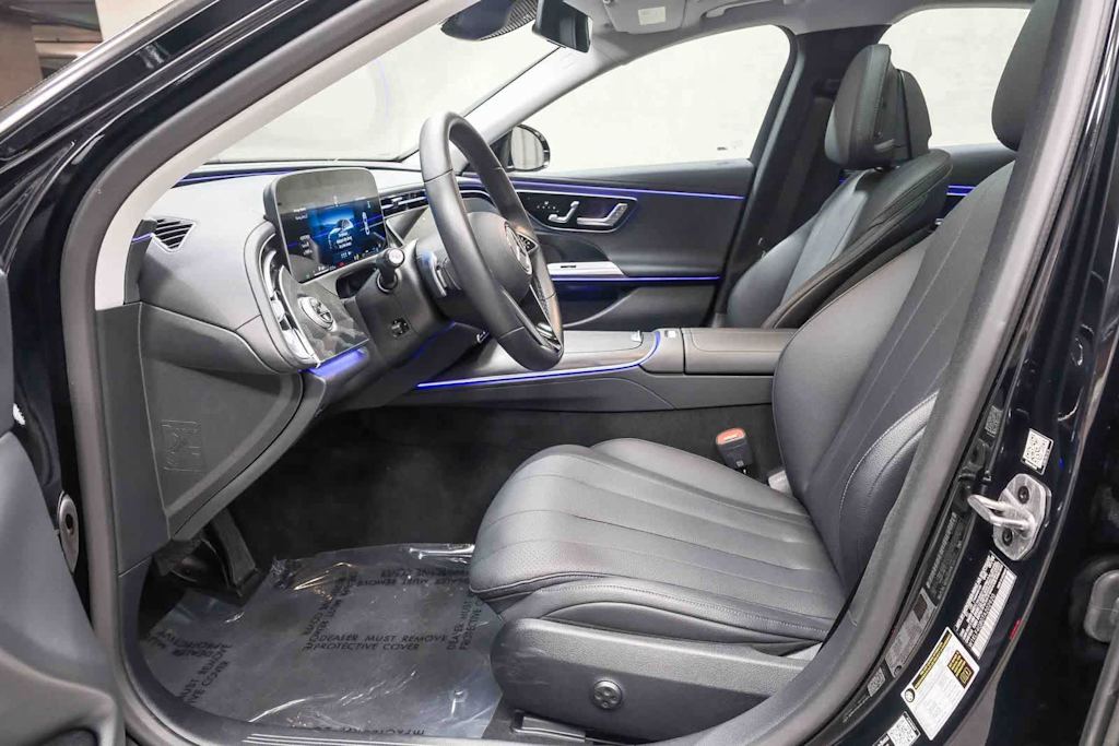 Thumbnail: 2026 Mercedes-Benz E-Class - 9