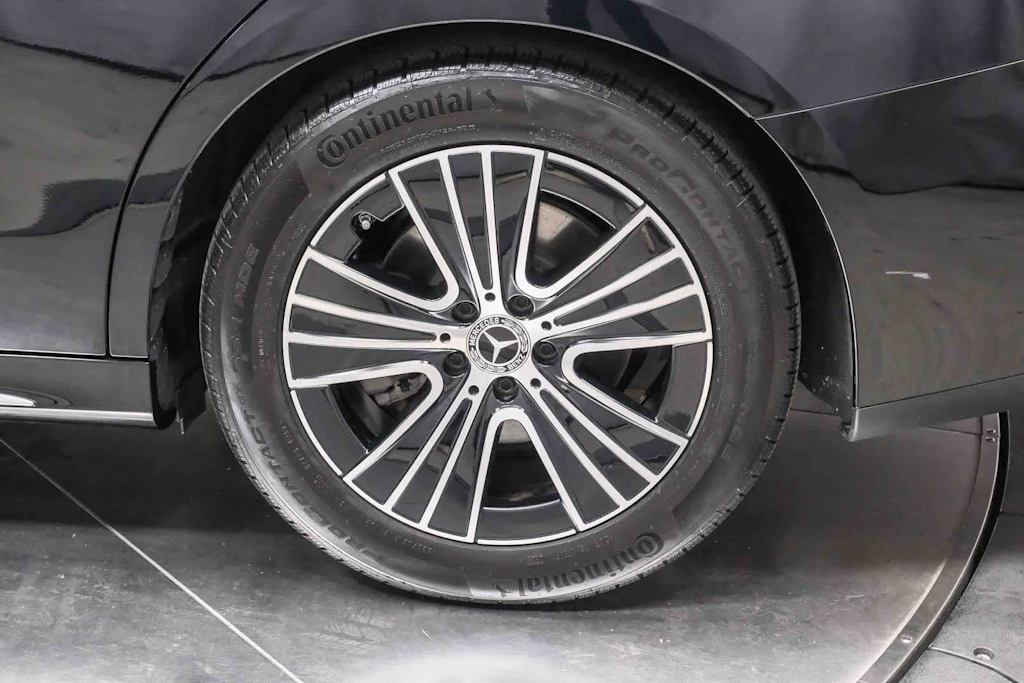 Thumbnail: 2026 Mercedes-Benz E-Class - 17
