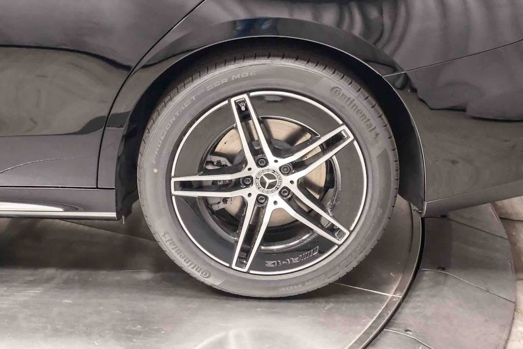 Thumbnail: 2026 Mercedes-Benz E-Class - 7