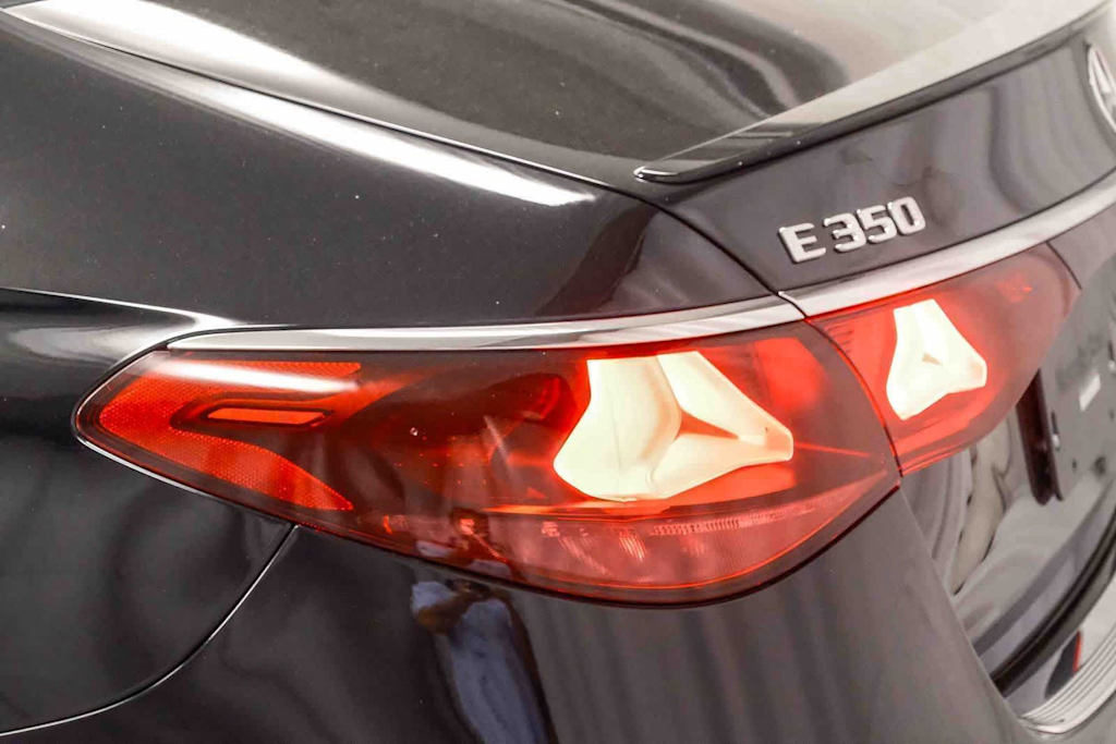 Thumbnail: 2026 Mercedes-Benz E-Class - 18