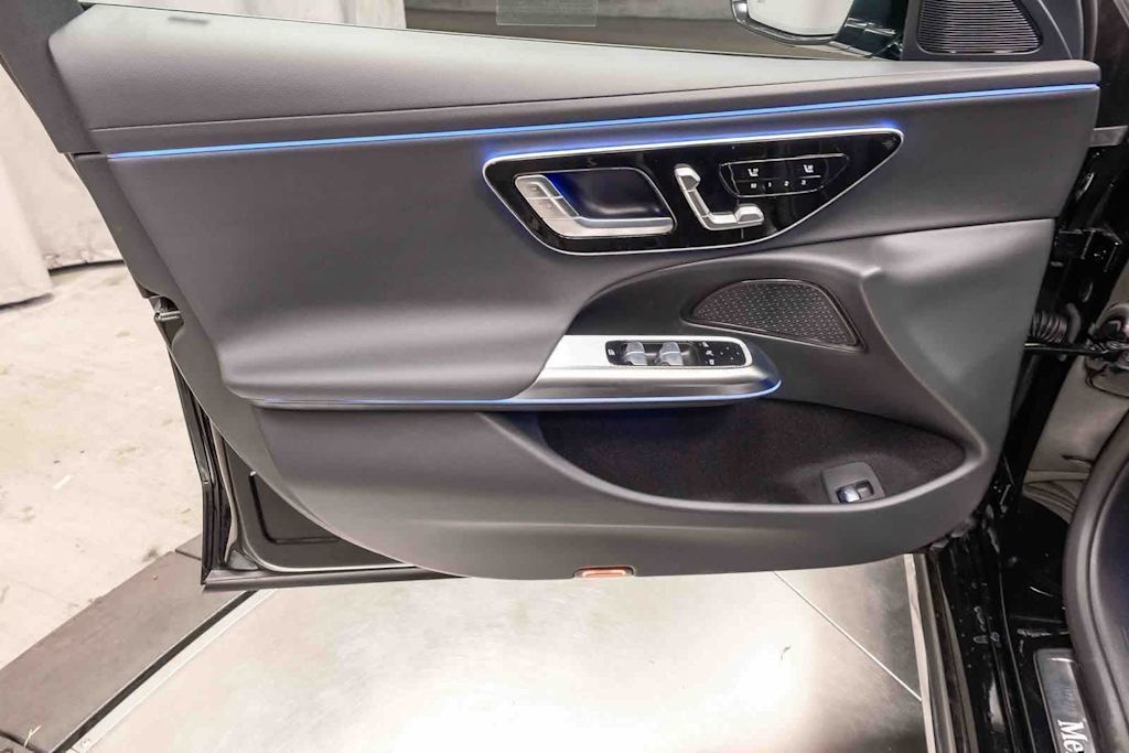 Thumbnail: 2026 Mercedes-Benz E-Class - 27