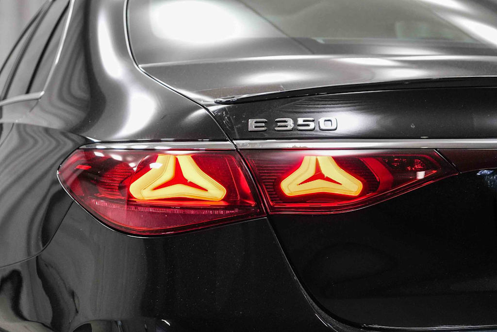 Thumbnail: 2026 Mercedes-Benz E-Class - 21