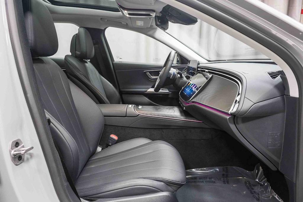 Thumbnail: 2026 Mercedes-Benz E-Class - 10
