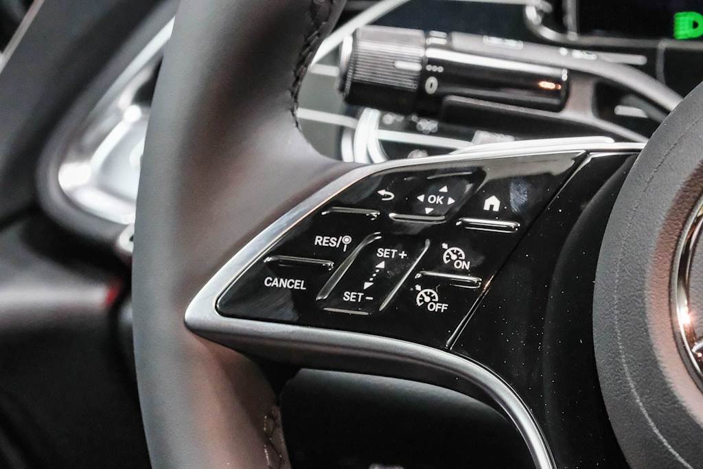 Thumbnail: 2026 Mercedes-Benz E-Class - 25