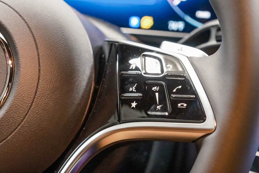 Thumbnail: 2026 Mercedes-Benz E-Class - 23
