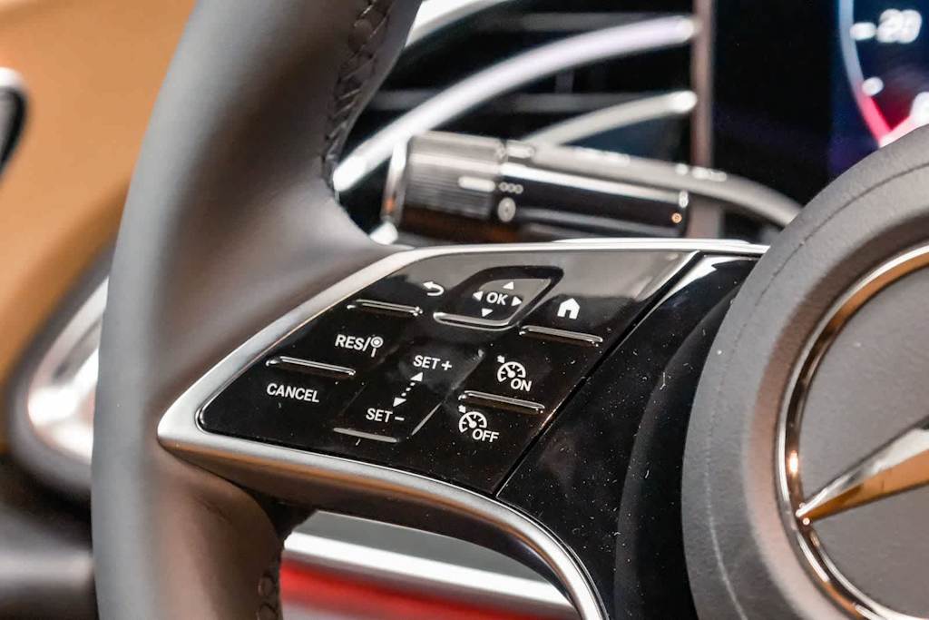 Thumbnail: 2026 Mercedes-Benz E-Class - 24