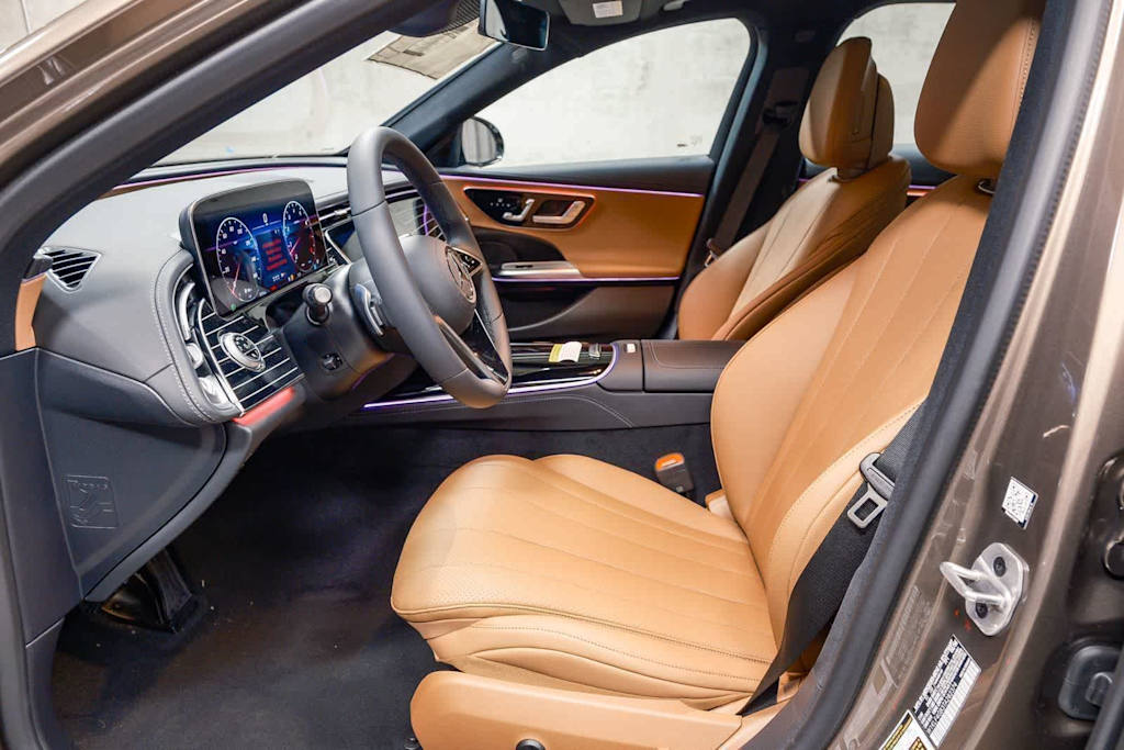 Thumbnail: 2026 Mercedes-Benz E-Class - 12