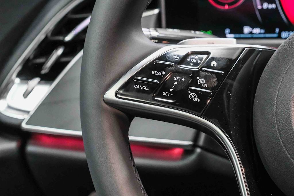 Thumbnail: 2026 Mercedes-Benz E-Class - 26