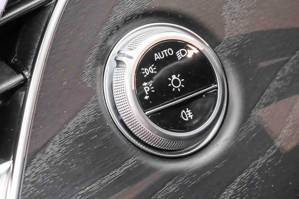 Thumbnail: 2026 Mercedes-Benz E-Class - 16