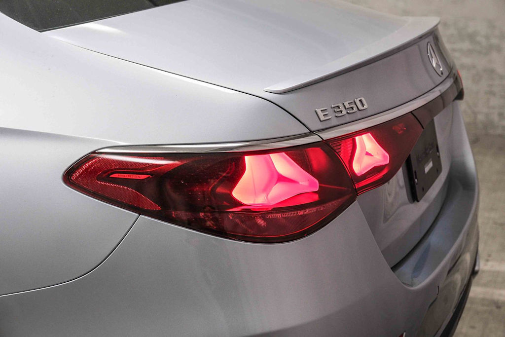 Thumbnail: 2026 Mercedes-Benz E-Class - 19