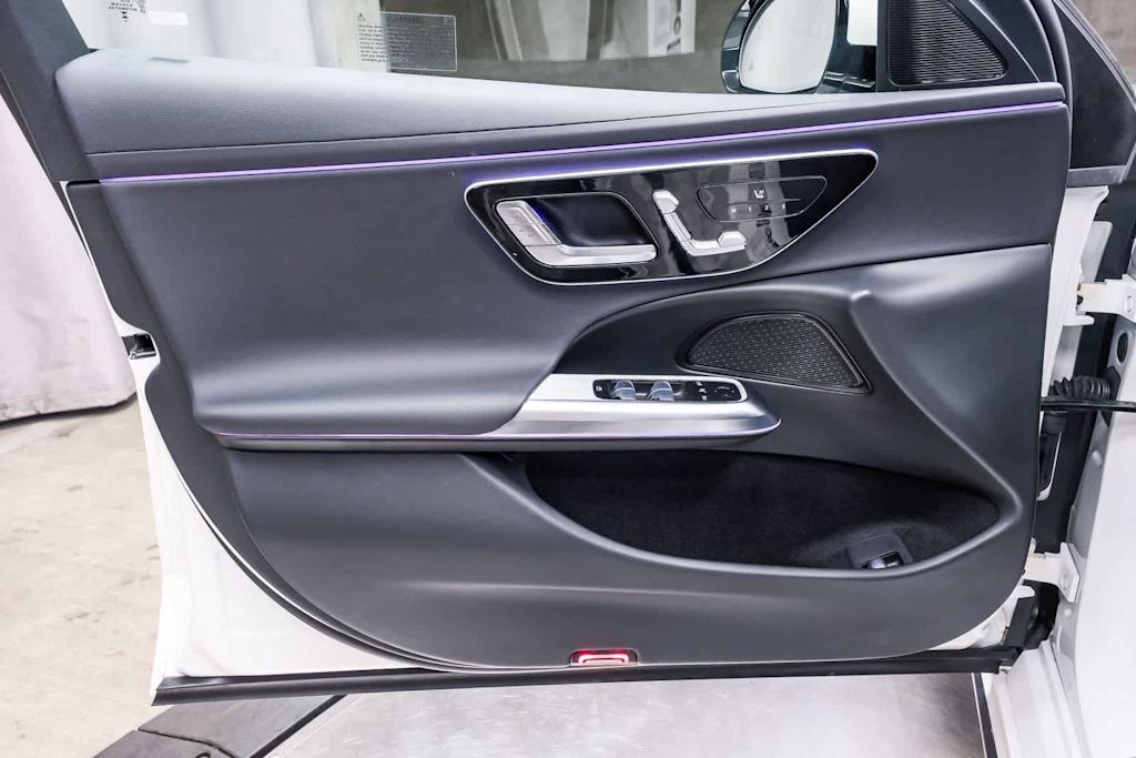 Thumbnail: 2026 Mercedes-Benz E-Class - 22