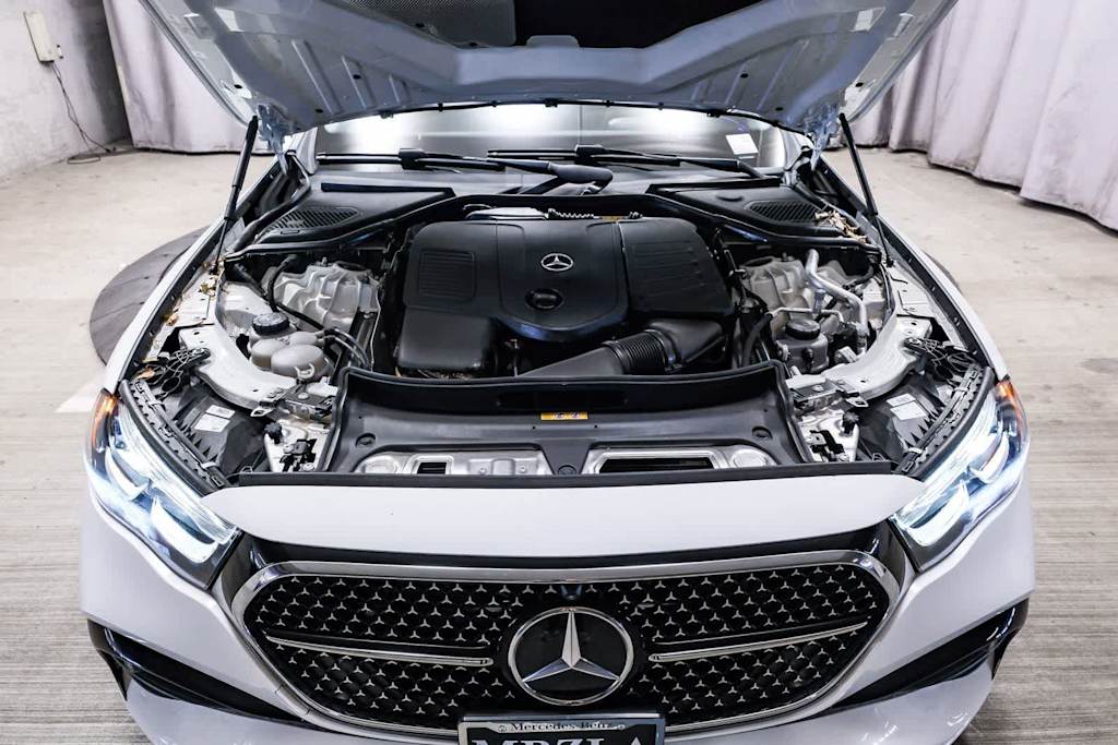 Thumbnail: 2026 Mercedes-Benz E-Class - 8