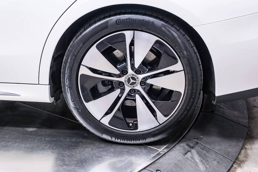 Thumbnail: 2026 Mercedes-Benz E-Class - 7