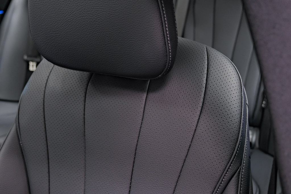 Thumbnail: 2025 Mercedes-Benz E-Class - 22