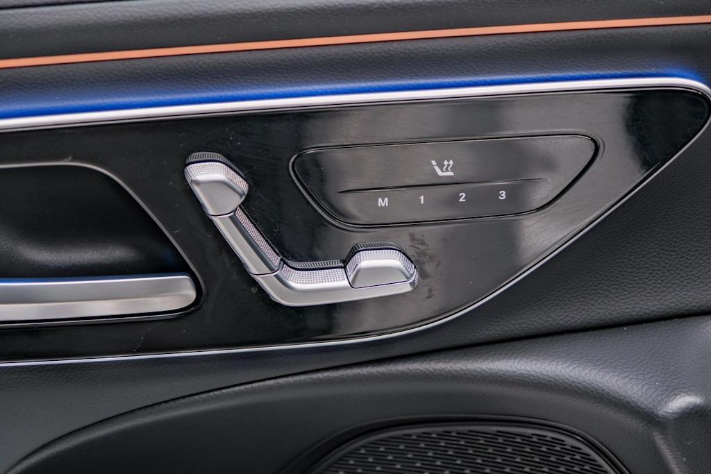 Thumbnail: 2025 Mercedes-Benz E-Class - 24