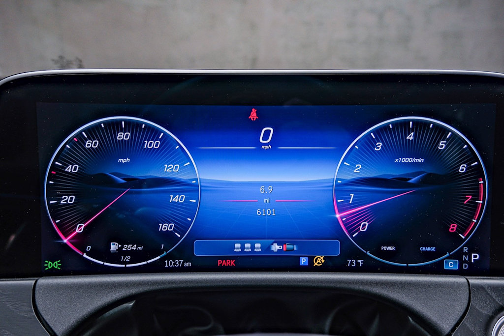 Thumbnail: 2025 Mercedes-Benz E-Class - 25