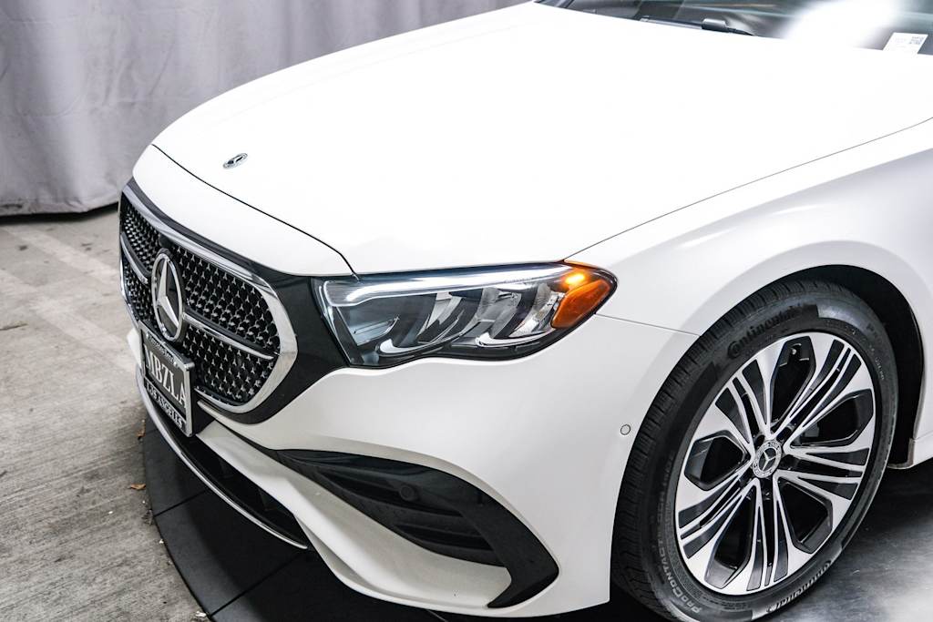 Thumbnail: 2025 Mercedes-Benz E-Class - 20