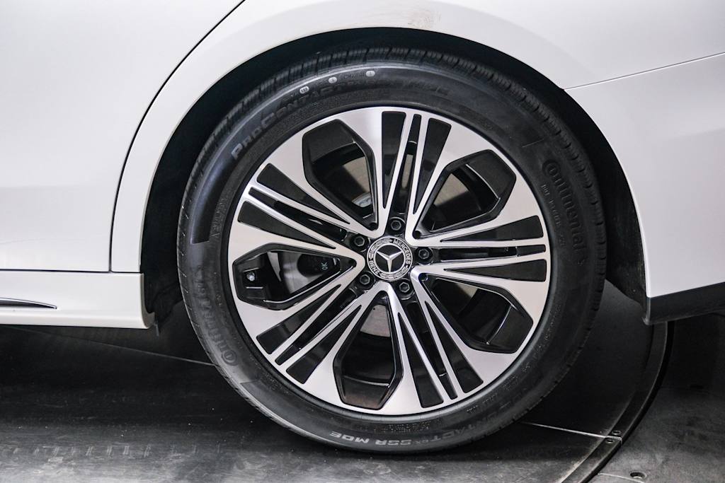 Thumbnail: 2025 Mercedes-Benz E-Class - 7