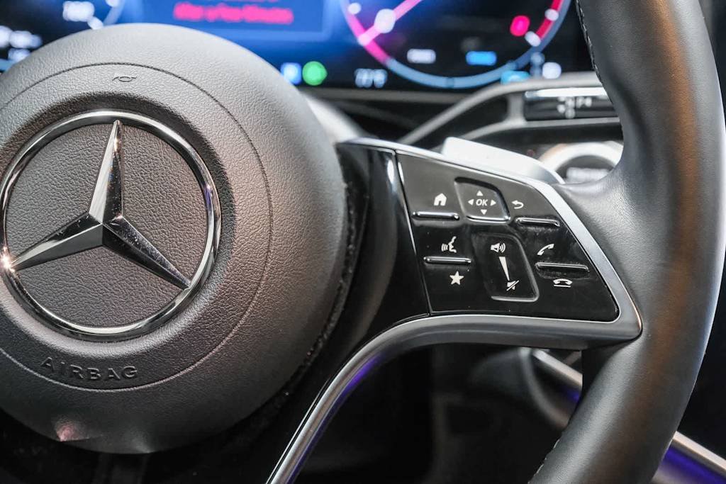Thumbnail: 2026 Mercedes-Benz E-Class - 23