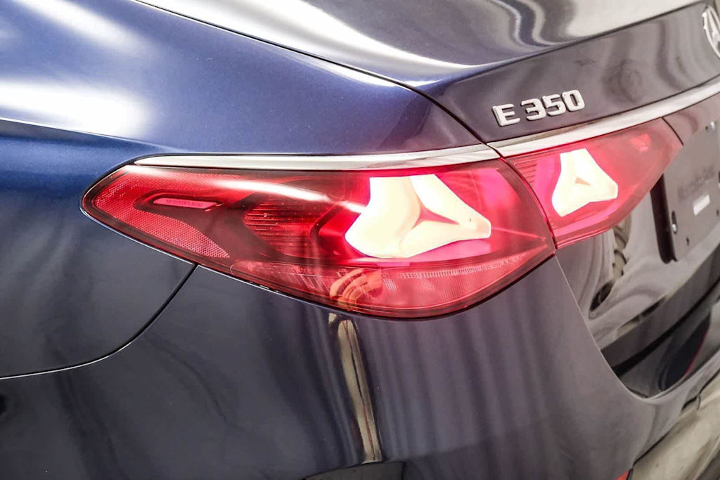 Thumbnail: 2026 Mercedes-Benz E-Class - 20