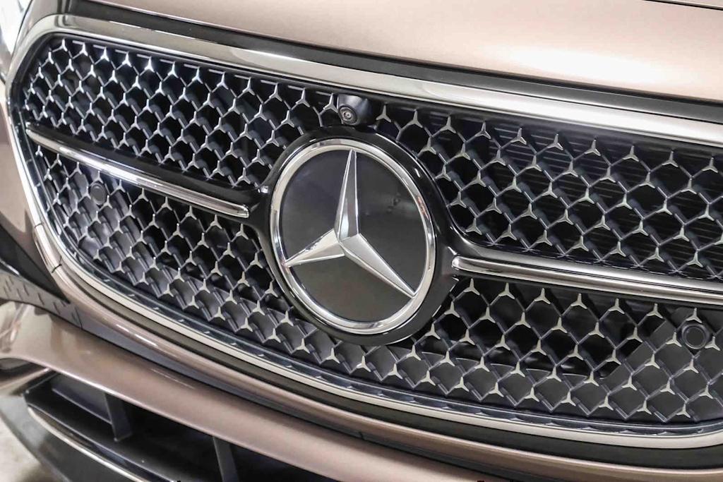 Thumbnail: 2026 Mercedes-Benz E-Class - 7