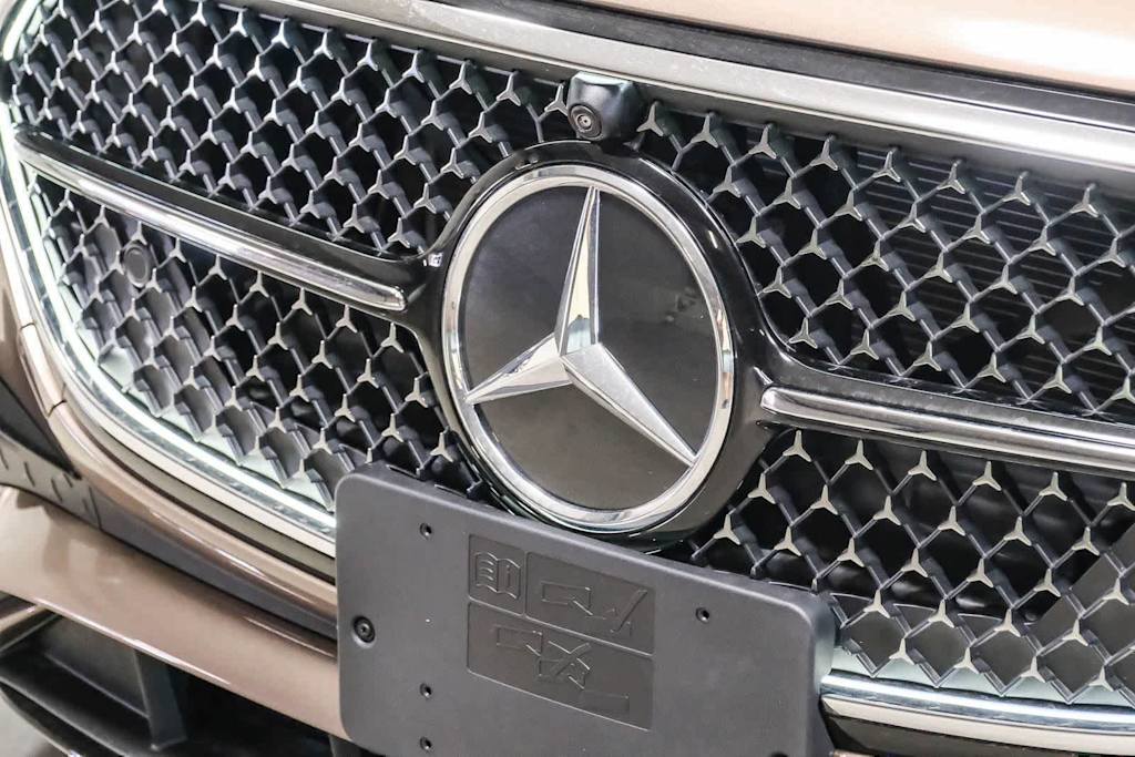 Thumbnail: 2026 Mercedes-Benz E-Class - 6