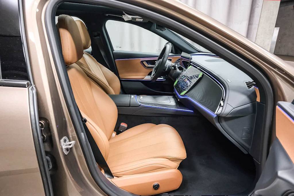 Thumbnail: 2026 Mercedes-Benz E-Class - 10