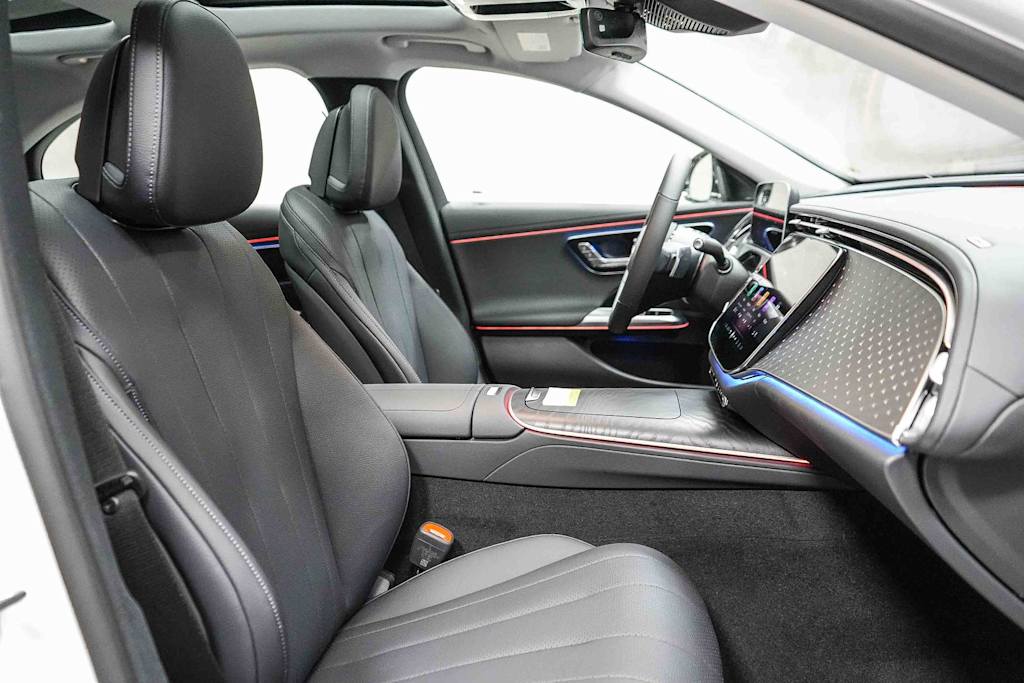 Thumbnail: 2026 Mercedes-Benz E-Class - 9