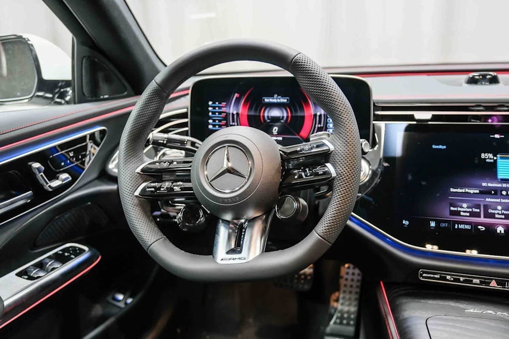 Thumbnail: 2026 Mercedes-Benz E-Class - 9
