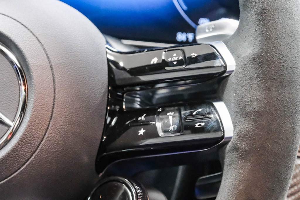 Thumbnail: 2026 Mercedes-Benz E-Class - 25