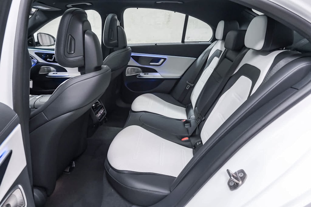 Thumbnail: 2027 Mercedes-Benz E-Class - 12