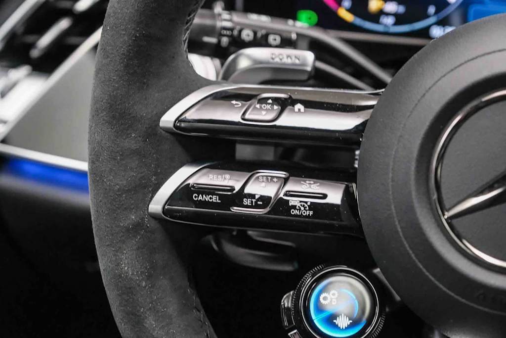Thumbnail: 2026 Mercedes-Benz E-Class - 24