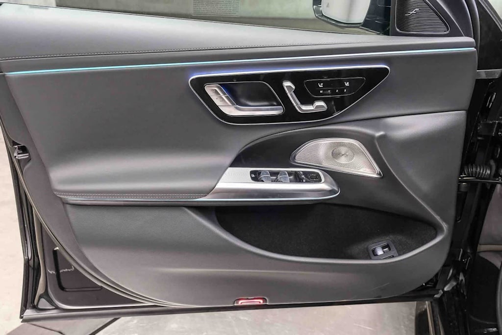 Thumbnail: 2026 Mercedes-Benz E-Class - 26