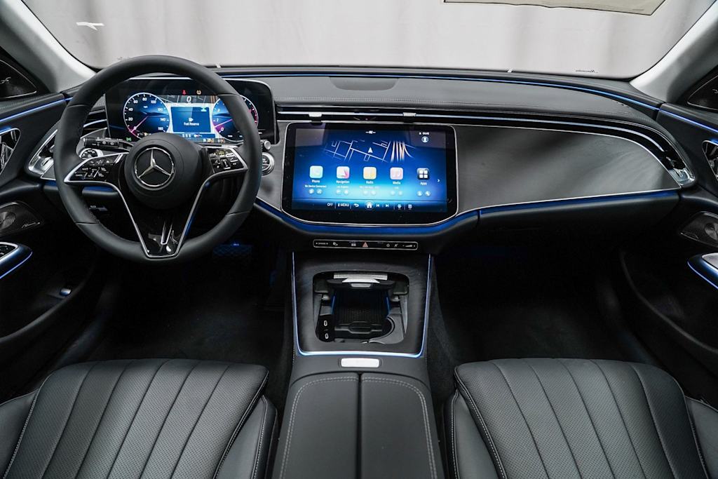 Thumbnail: 2025 Mercedes-Benz E-Class - 2