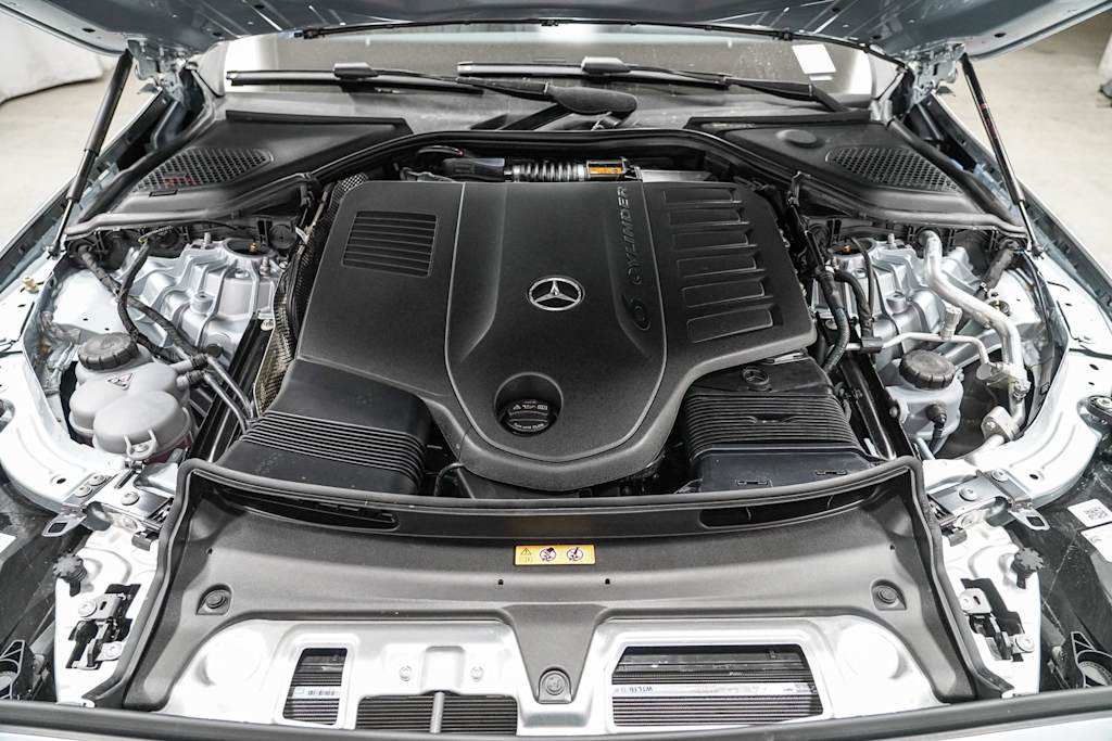 Thumbnail: 2025 Mercedes-Benz E-Class - 8